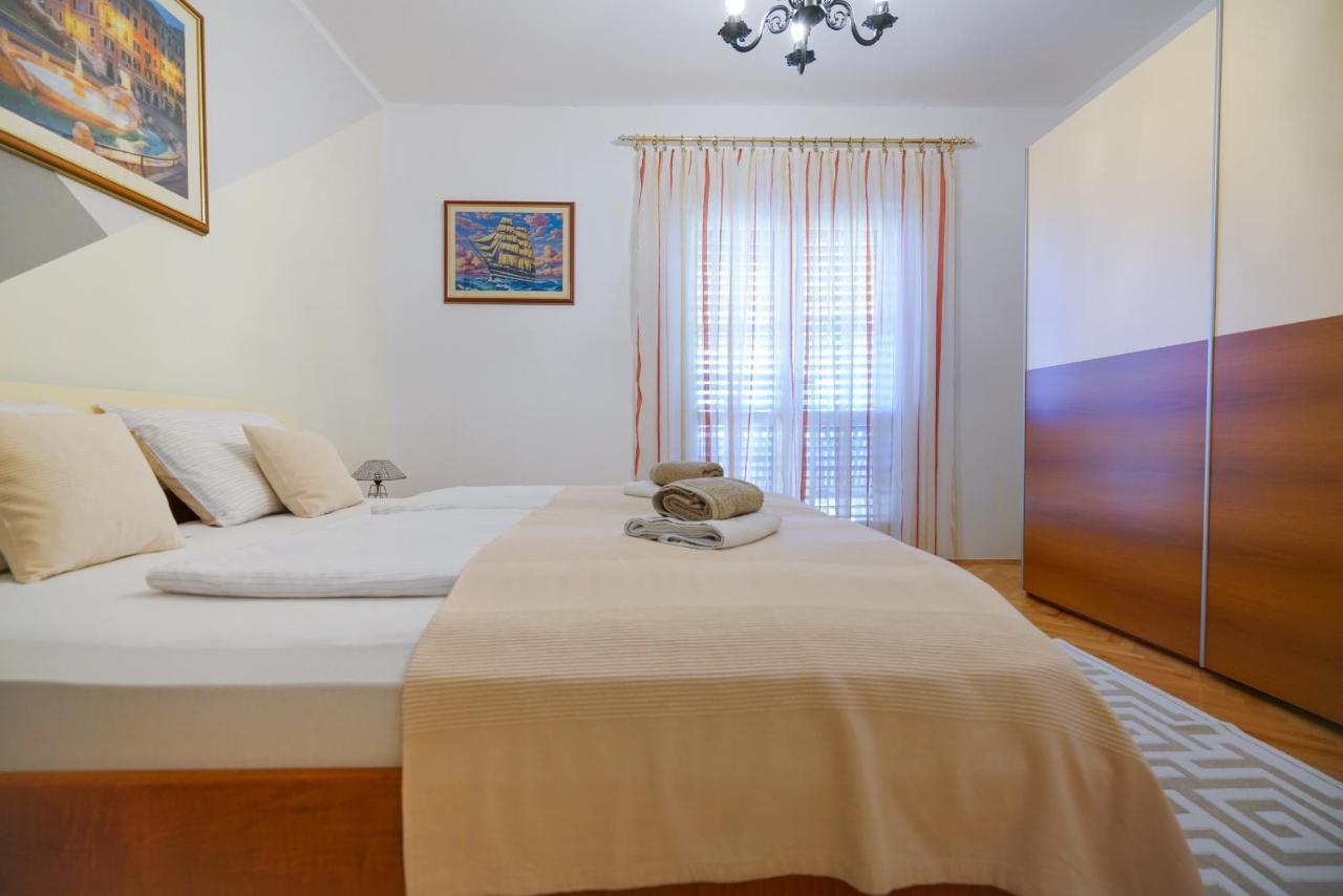 Apartment Jardin With Free Cowered Parking Zadar Exterior foto